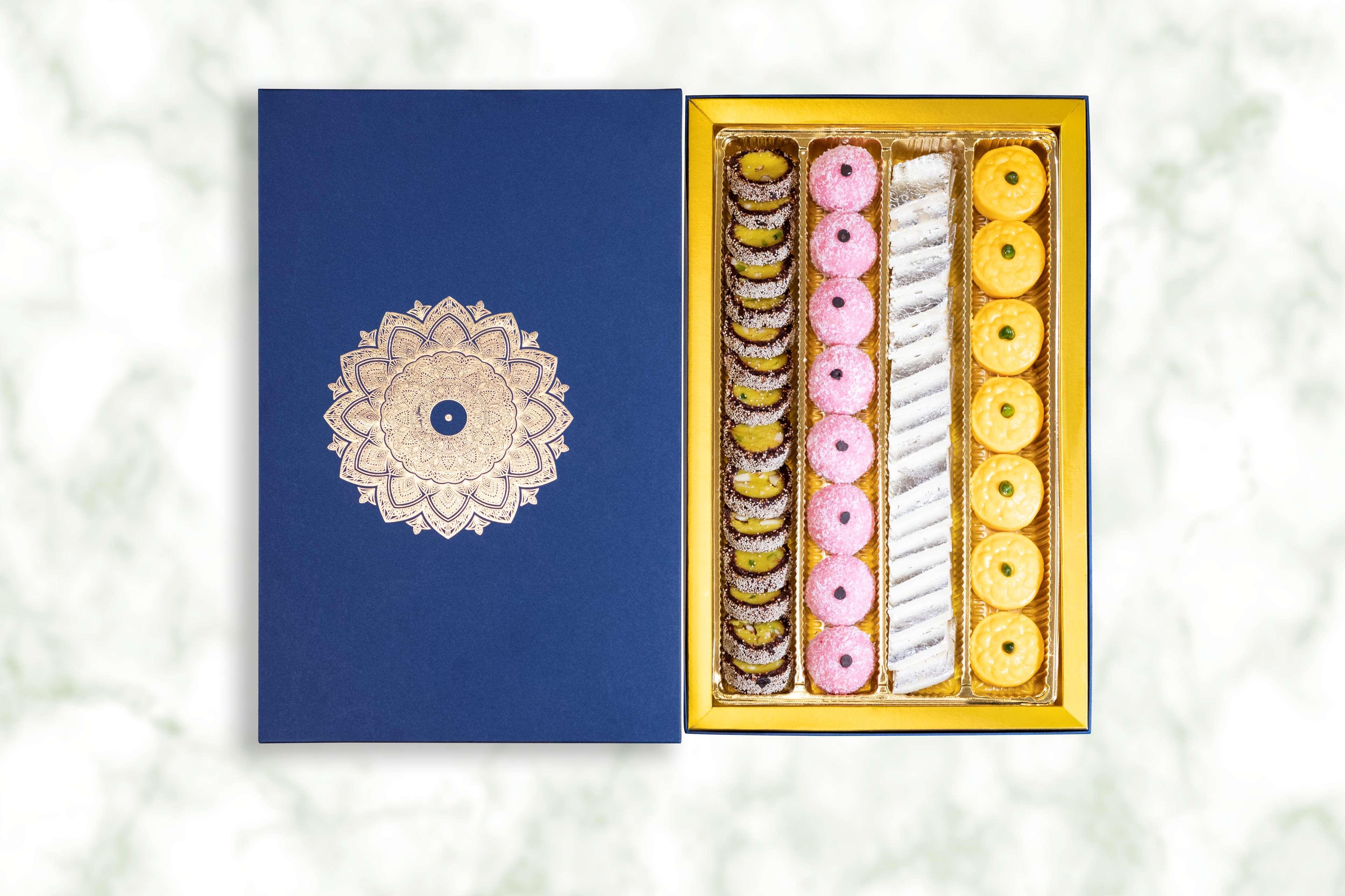 Radisson Blu Plaza Hotel Hyderabad Banjara Hills Eksteriør bilde A box of assorted baklawa